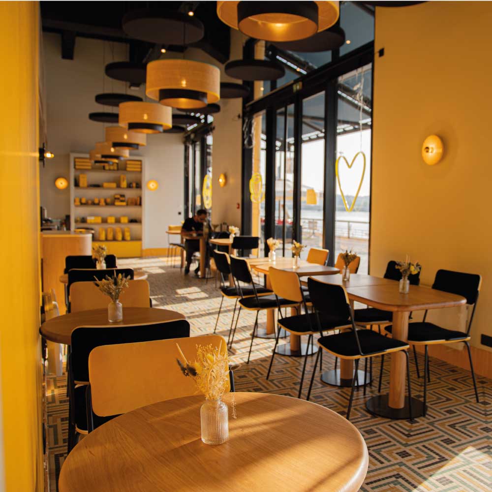 Café Joyeux Bord'Eau Village: inclusief restaurant voor gehandicapten