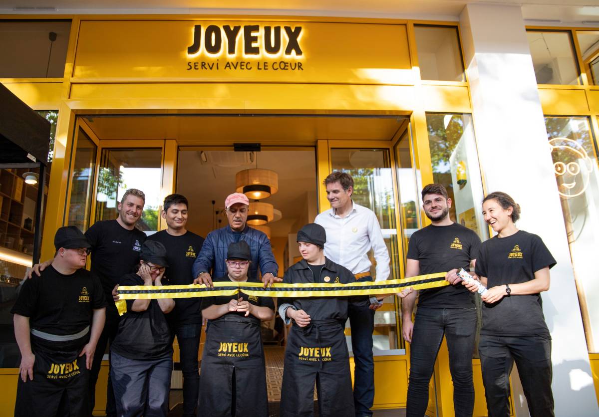 Café Joyeux : 4 nouveaux cafés restaurants solidaires et inclusifs et 31 équipiers embauchés Café Joyeux : la joie s'invite à Lyon et à Tours avec l'ouverture de nouveaux coffee shops en faveur du handicap et de l'inclusion